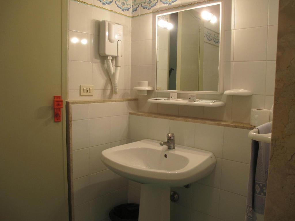 Hotel Phenicusa Pecorini Zimmer foto